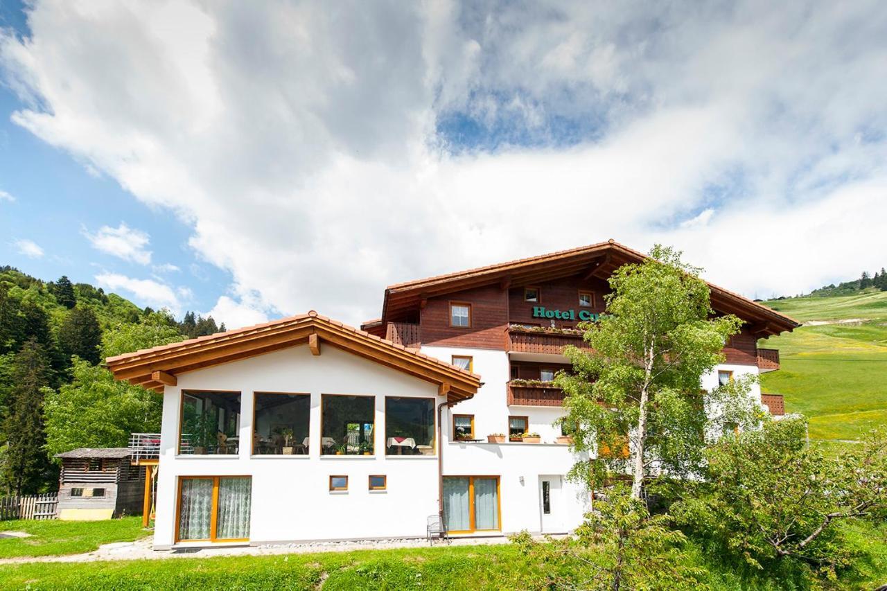 Hotel Cuntera Curaglia Extérieur photo